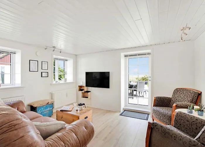 Сasa de vacaciones Surrounded By Beautiful Nature And Open Fields Ringkøbing