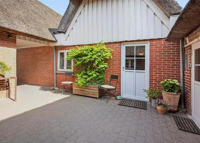 Сasa de vacaciones Surrounded By Beautiful Nature And Open Fields Ringkøbing